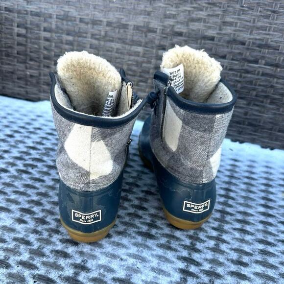Sperry Women’s Saltwater Buffalo Check Duck Boots Size 9 Navy Plaid - Picture 5 of 11
